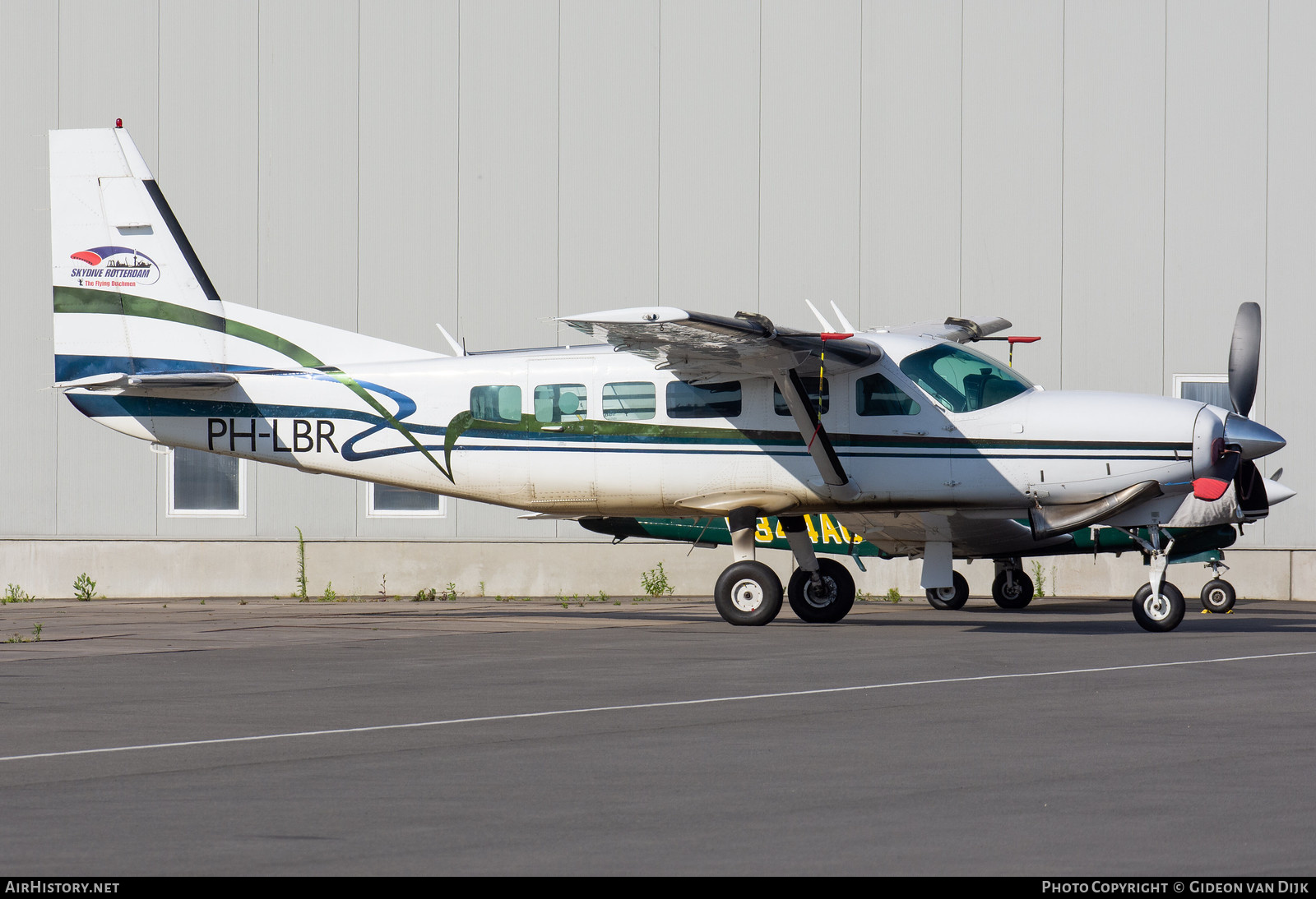 Aircraft Photo of PH-LBR | Cessna 208 Caravan I | Skydive Rotterdam | AirHistory.net #665314