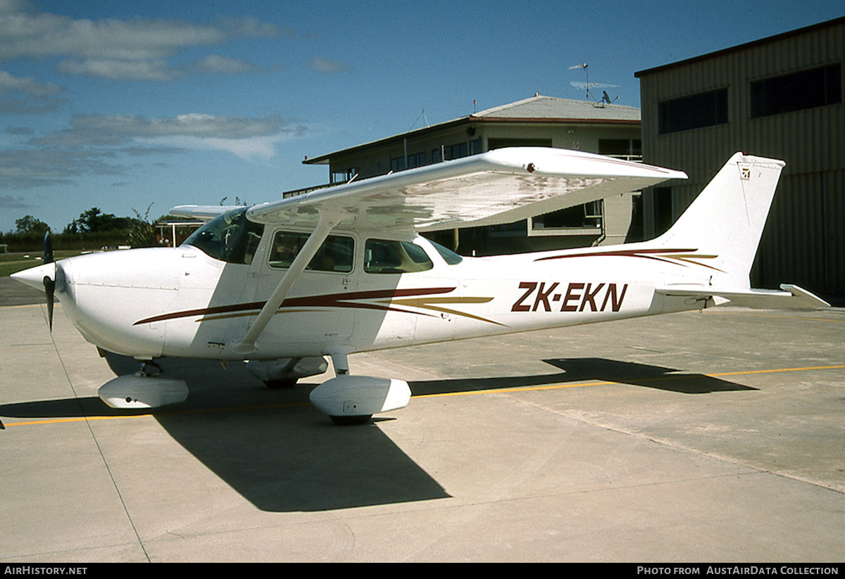 Aircraft Photo of ZK-EKN | Cessna 172N Skyhawk | AirHistory.net #665380