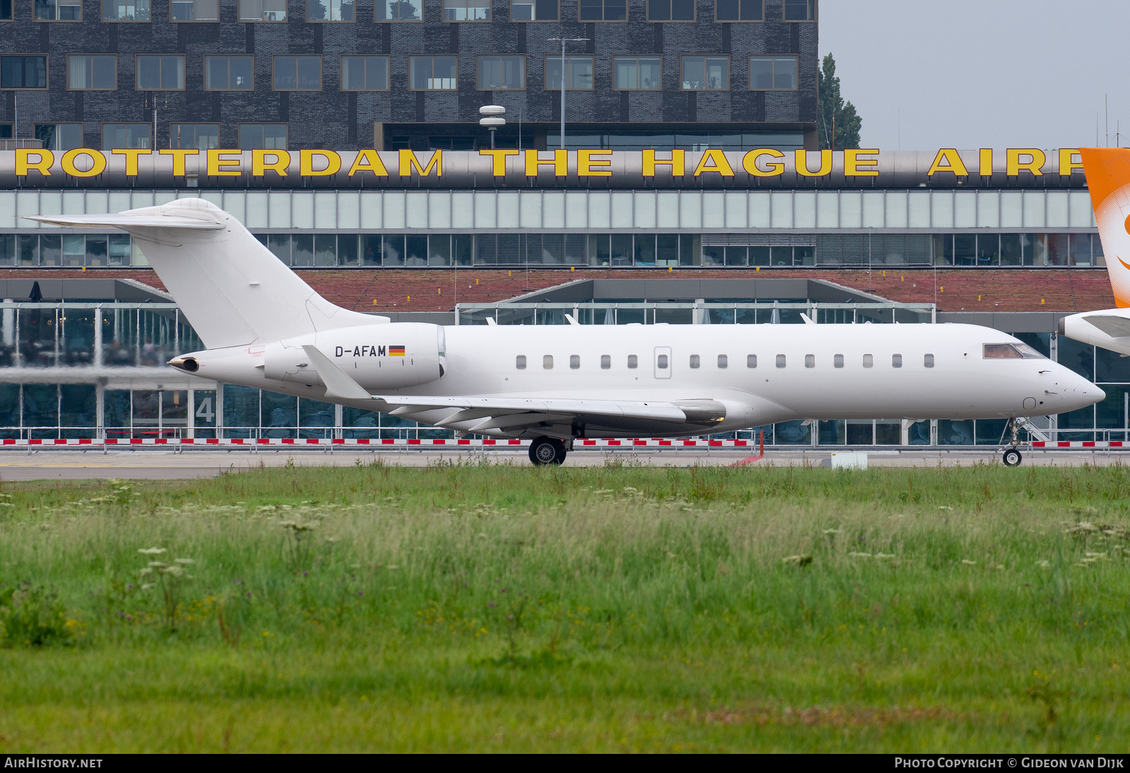 Aircraft Photo of D-AFAM | Bombardier Global Express (BD-700-1A10) | AirHistory.net #665387