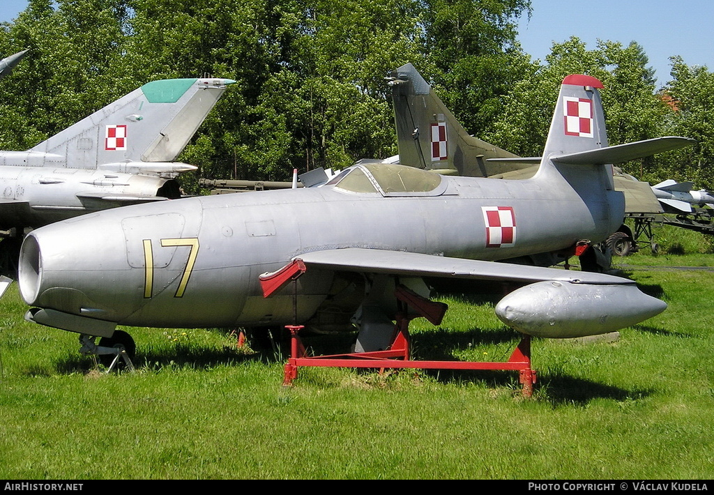Aircraft Photo of 17 | Yakovlev Yak-23 | Poland - Air Force | AirHistory.net #665522