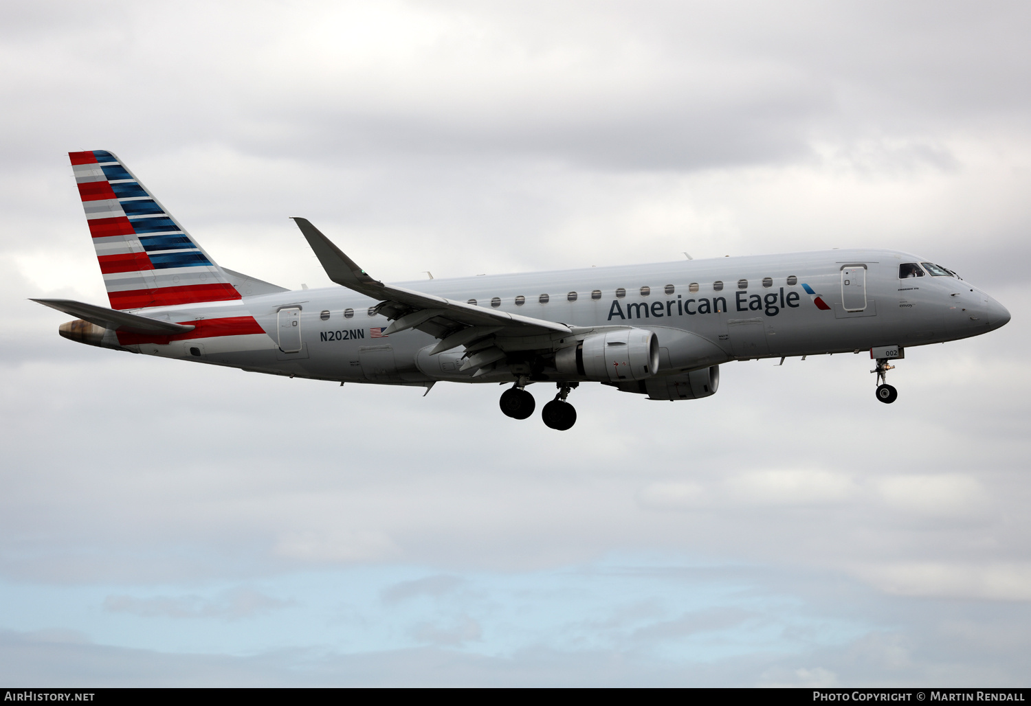 Aircraft Photo of N202NN | Embraer 175LR (ERJ-170-200LR) | American Eagle | AirHistory.net #665573