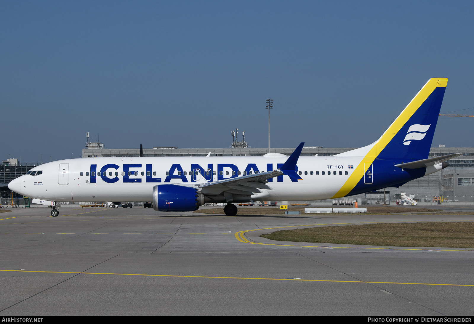 Aircraft Photo of TF-ICY | Boeing 737-8 Max 8 | Icelandair | AirHistory.net #665645