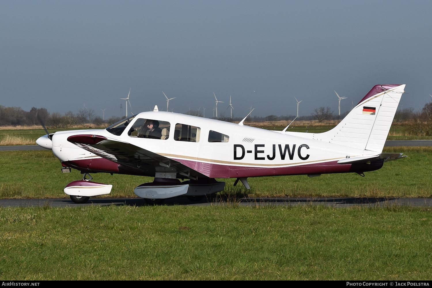 Aircraft Photo of D-EJWC | Piper PA-28-181 Archer II | AirHistory.net #665672