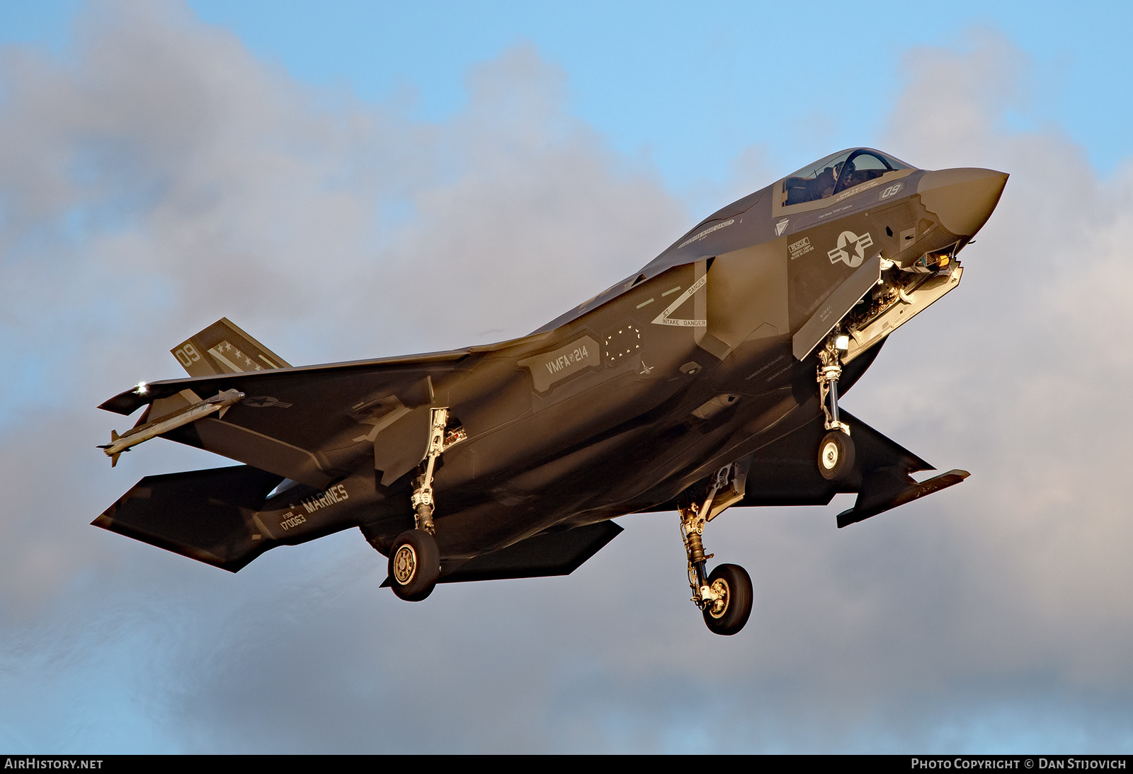 Aircraft Photo of 170063 | Lockheed Martin F-35B Lightning II | USA - Marines | AirHistory.net #665739