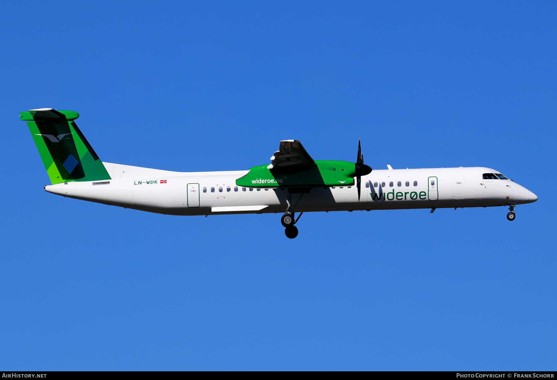 Aircraft Photo of LN-WDK | Bombardier DHC-8-402 Dash 8 | Widerøe | AirHistory.net #665747