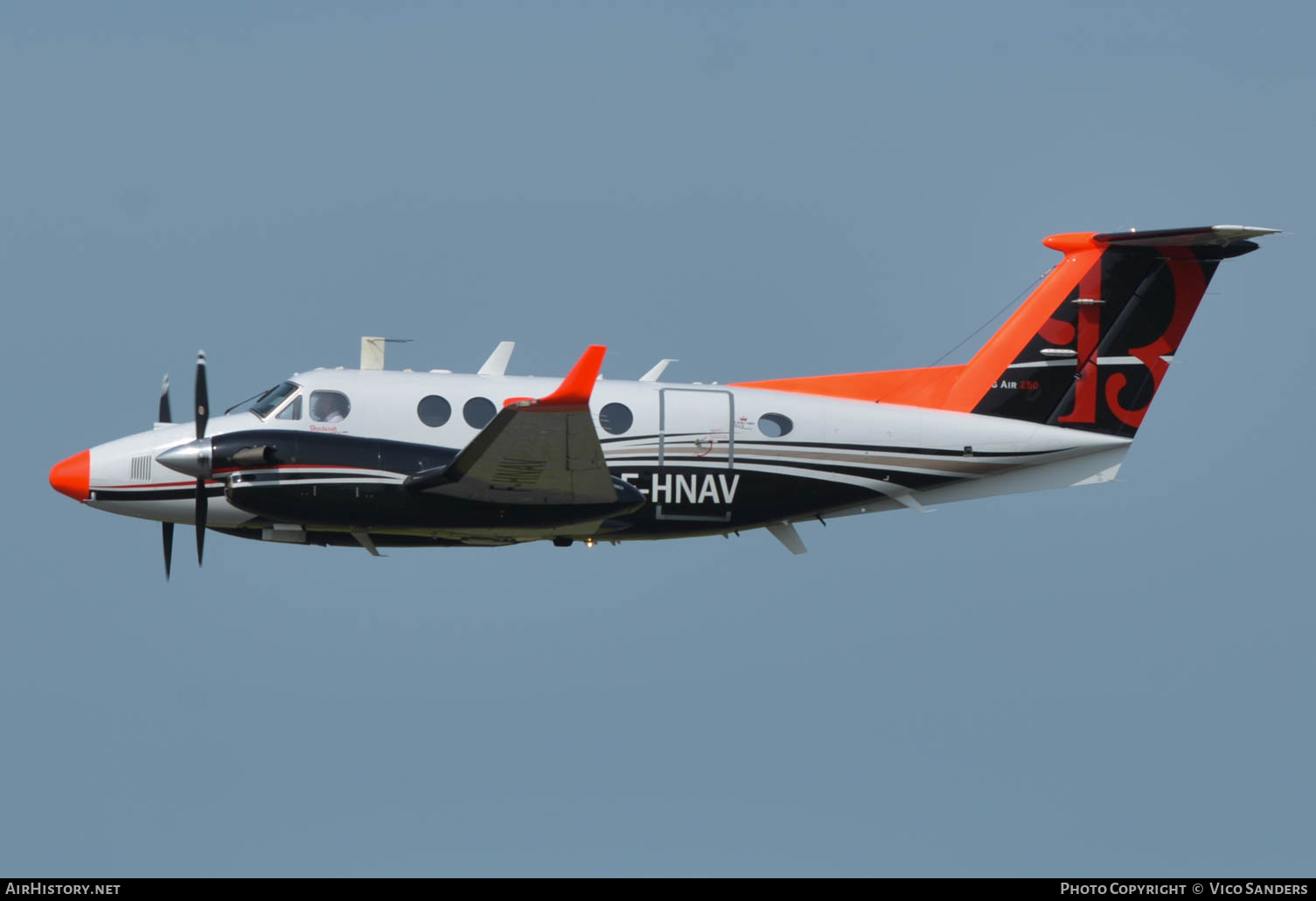 Aircraft Photo of F-HNAV | Beechcraft 250 King Air (200GT) | AirHistory.net #665766