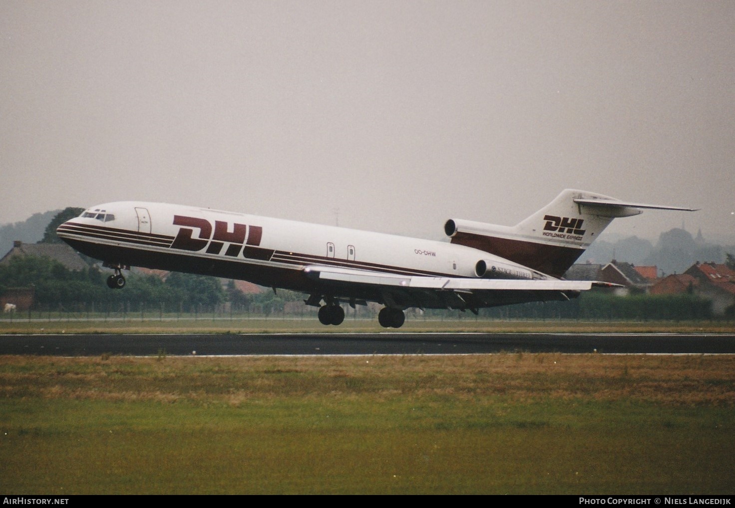 Aircraft Photo of OO-DHW | Boeing 727-223/Adv(F) | DHL Worldwide Express | AirHistory.net #665783