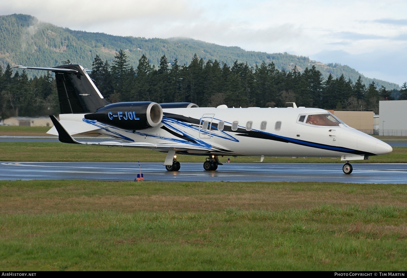Aircraft Photo of C-FJOL | Learjet 60XR | AirHistory.net #665784