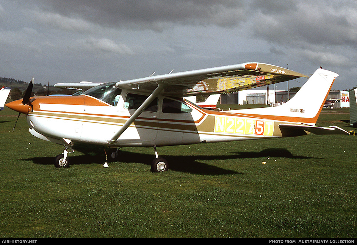 Aircraft Photo of N2275T | Cessna R182 Skylane RG | AirHistory.net #665792