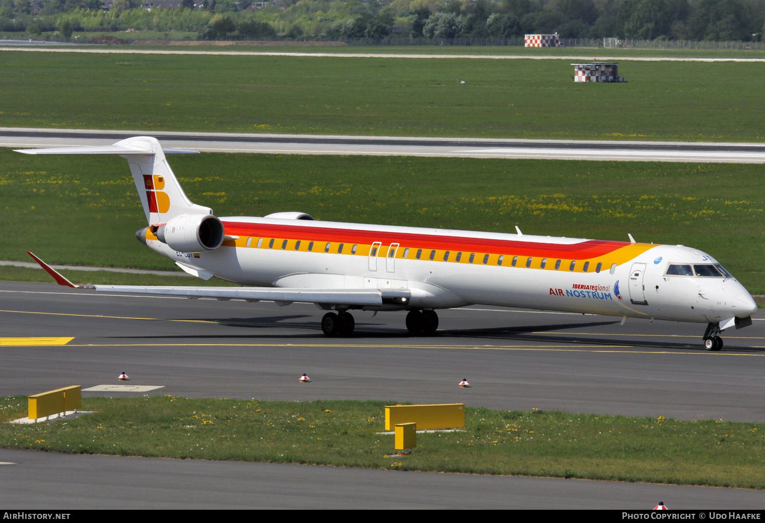 Aircraft Photo of EC-LJT | Bombardier CRJ-1000 (CL-600-2E25) | Air Nostrum | AirHistory.net #665836