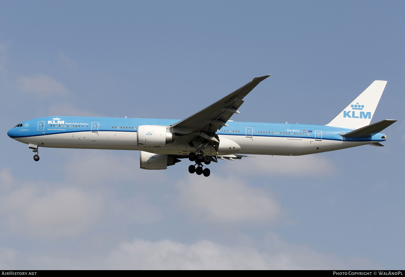 Aircraft Photo of PH-BVU | Boeing 777-300/ER | KLM - Royal Dutch Airlines | AirHistory.net #665855