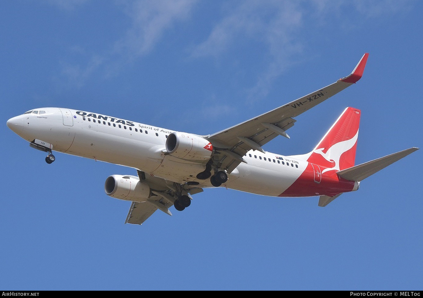 Aircraft Photo of VH-XZN | Boeing 737-838 | Qantas | AirHistory.net #665893