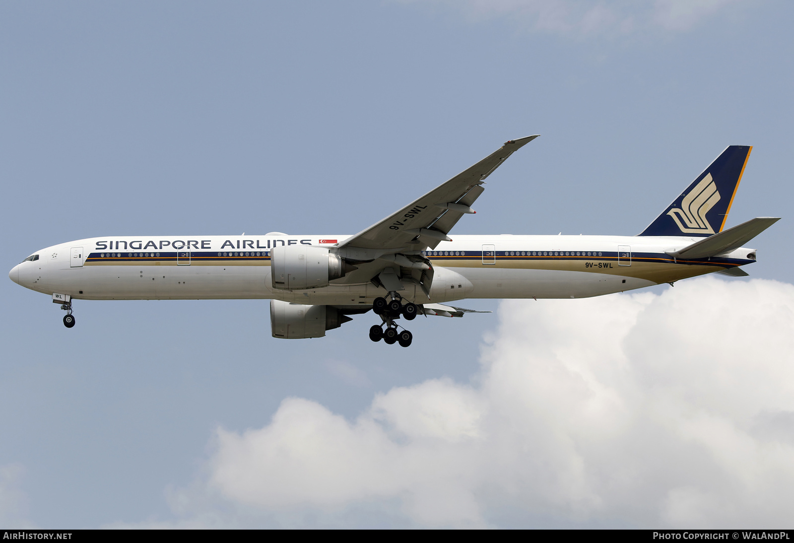Aircraft Photo of 9V-SWL | Boeing 777-312/ER | Singapore Airlines | AirHistory.net #665944