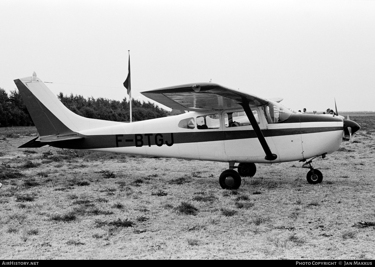 Aircraft Photo of F-BTGJ | Cessna 182C Skylane | AirHistory.net #665989
