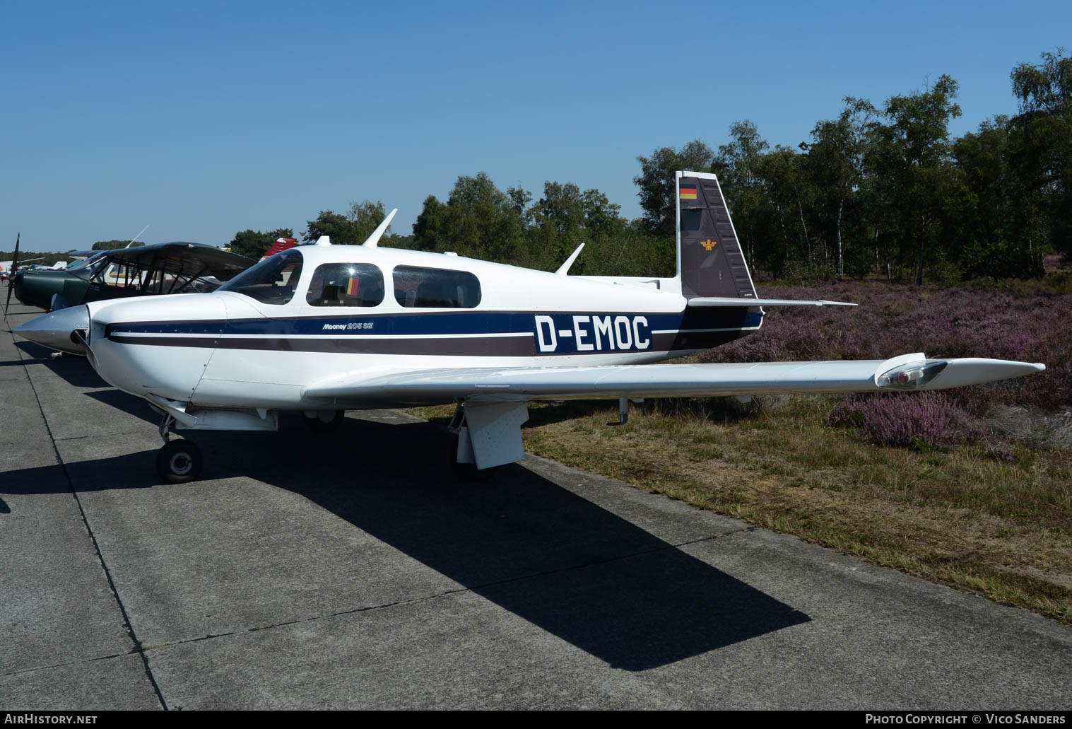 Aircraft Photo of D-EMOC | Mooney M-20J | AirHistory.net #666032