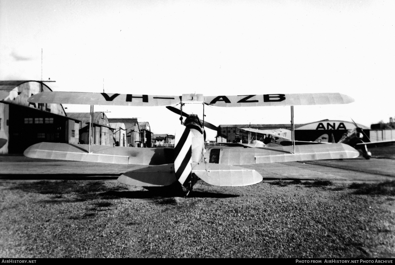 Aircraft Photo of VH-AZB | De Havilland D.H. 82A Tiger Moth | Royal Queensland Aero Club | AirHistory.net #666049