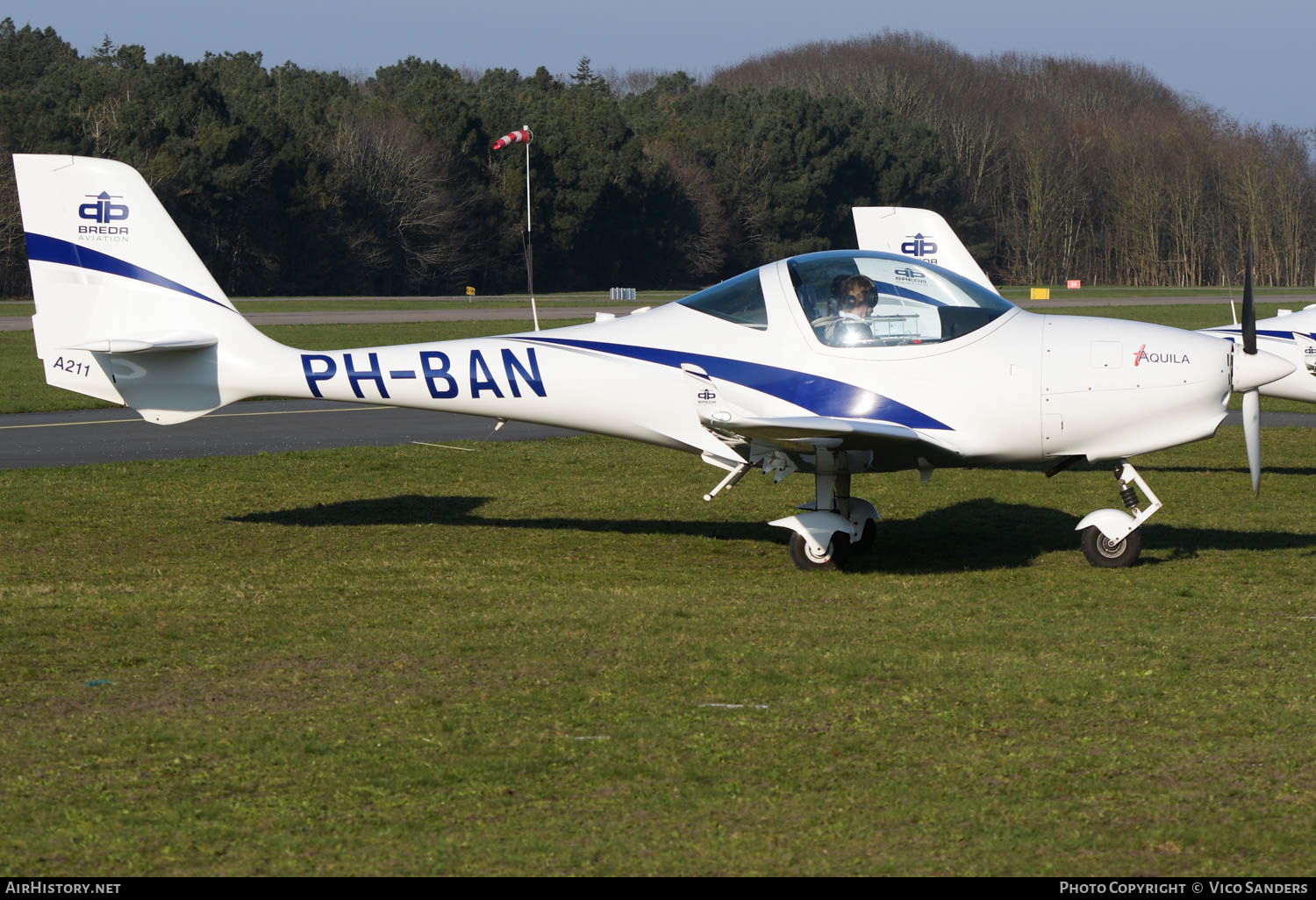 Aircraft Photo of PH-BAN | Aquila AT01-100A A211 | Breda Aviation | AirHistory.net #666077