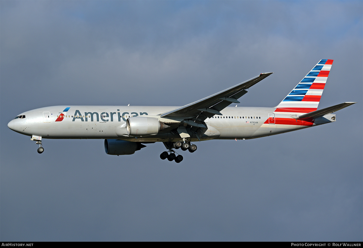 Aircraft Photo of N792AN | Boeing 777-223/ER | American Airlines | AirHistory.net #666079