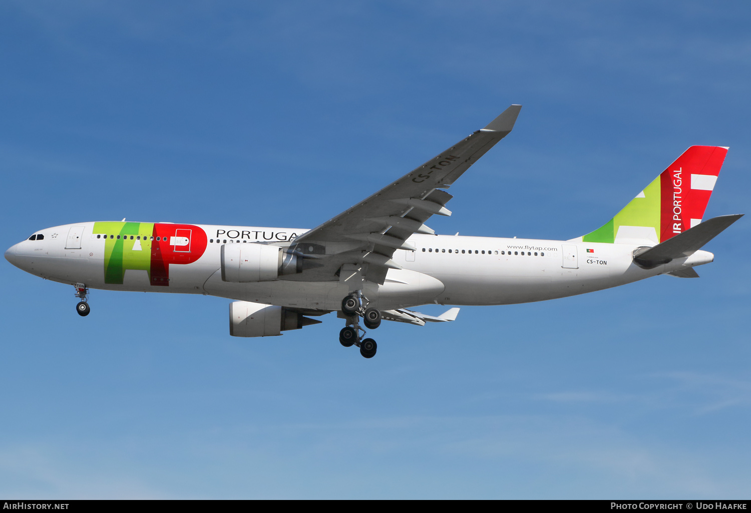 Aircraft Photo of CS-TON | Airbus A330-202 | TAP Air Portugal | AirHistory.net #666113