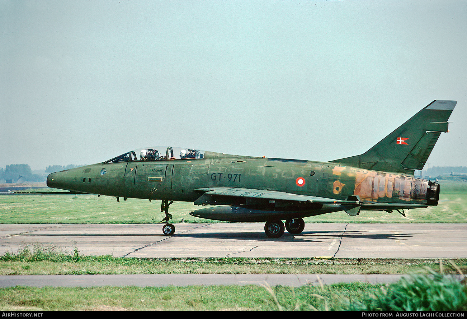 Aircraft Photo of GT-971 | North American TF-100F Super Sabre | Denmark - Air Force | AirHistory.net #666125