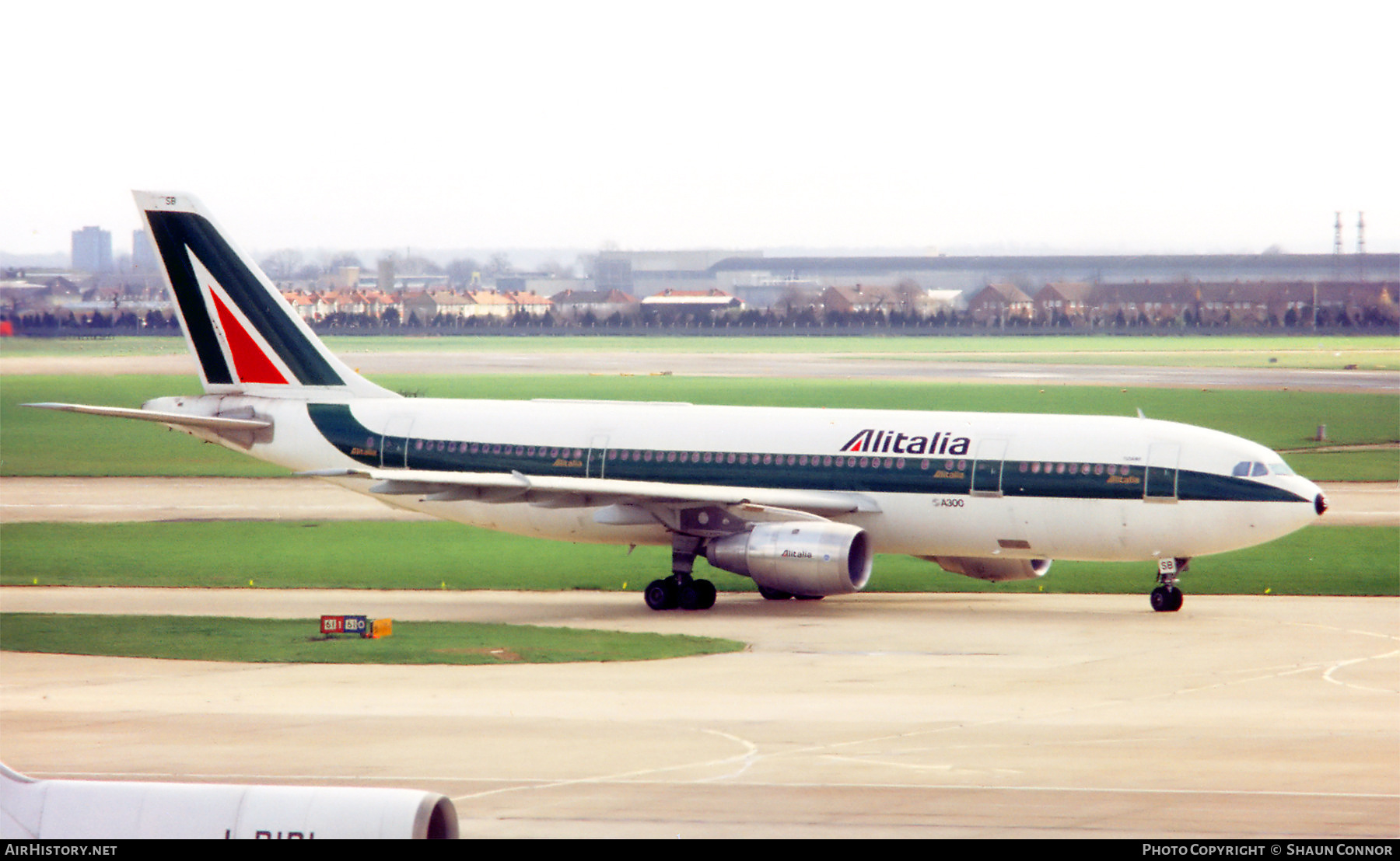 Aircraft Photo of I-BUSB | Airbus A300B4-203 | Alitalia | AirHistory.net #666224