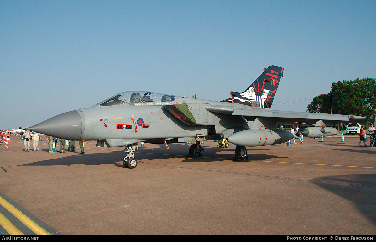 Aircraft Photo of ZA412 | Panavia Tornado GR4 | UK - Air Force | AirHistory.net #666229