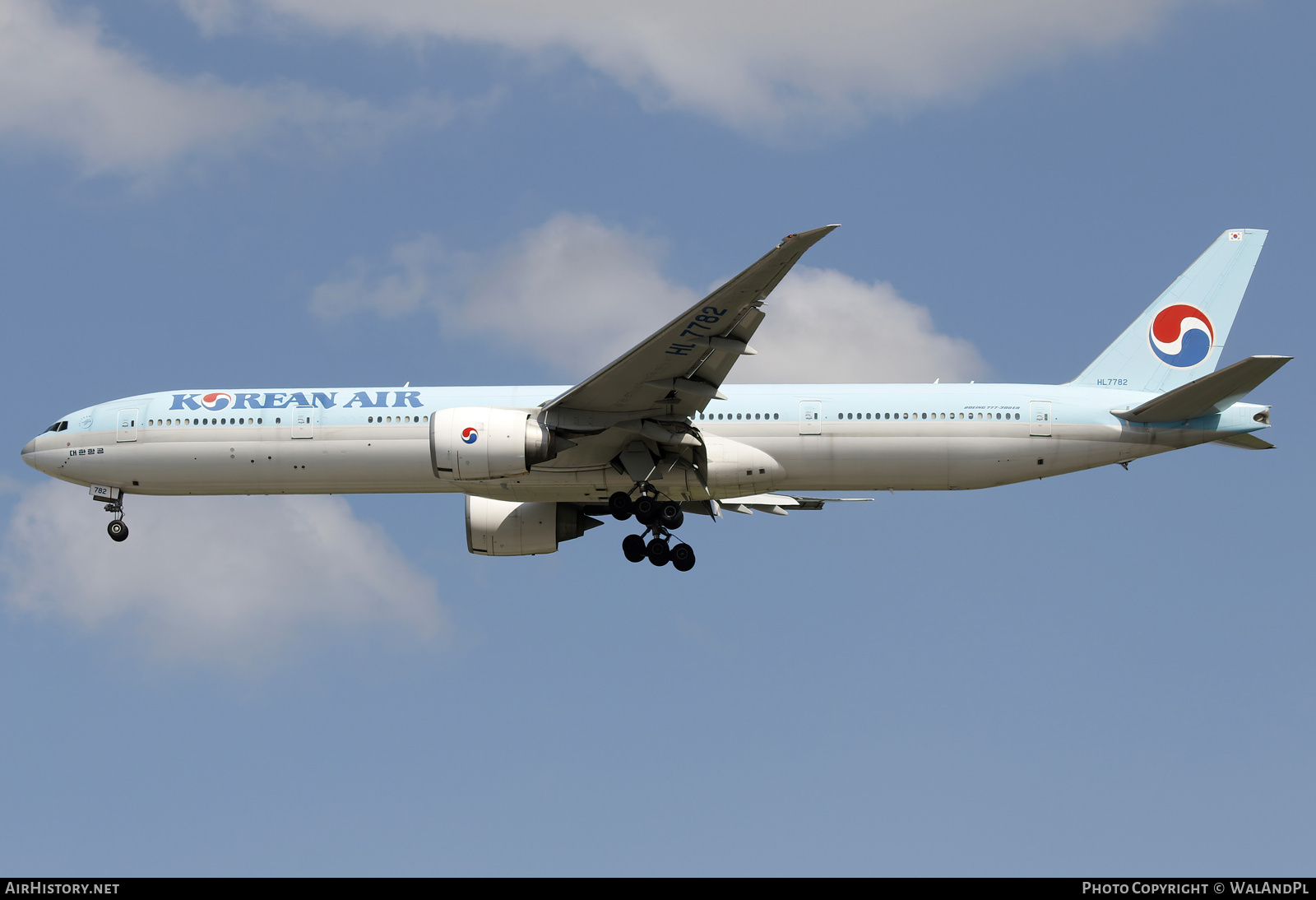 Aircraft Photo of HL7782 | Boeing 777-3B5/ER | Korean Air | AirHistory.net #666299