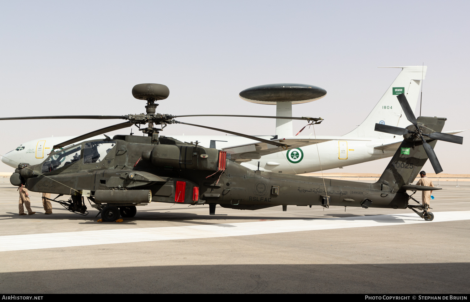 Aircraft Photo of 40025 | Boeing AH-64E Apache | Saudi Arabia - Army | AirHistory.net #666327
