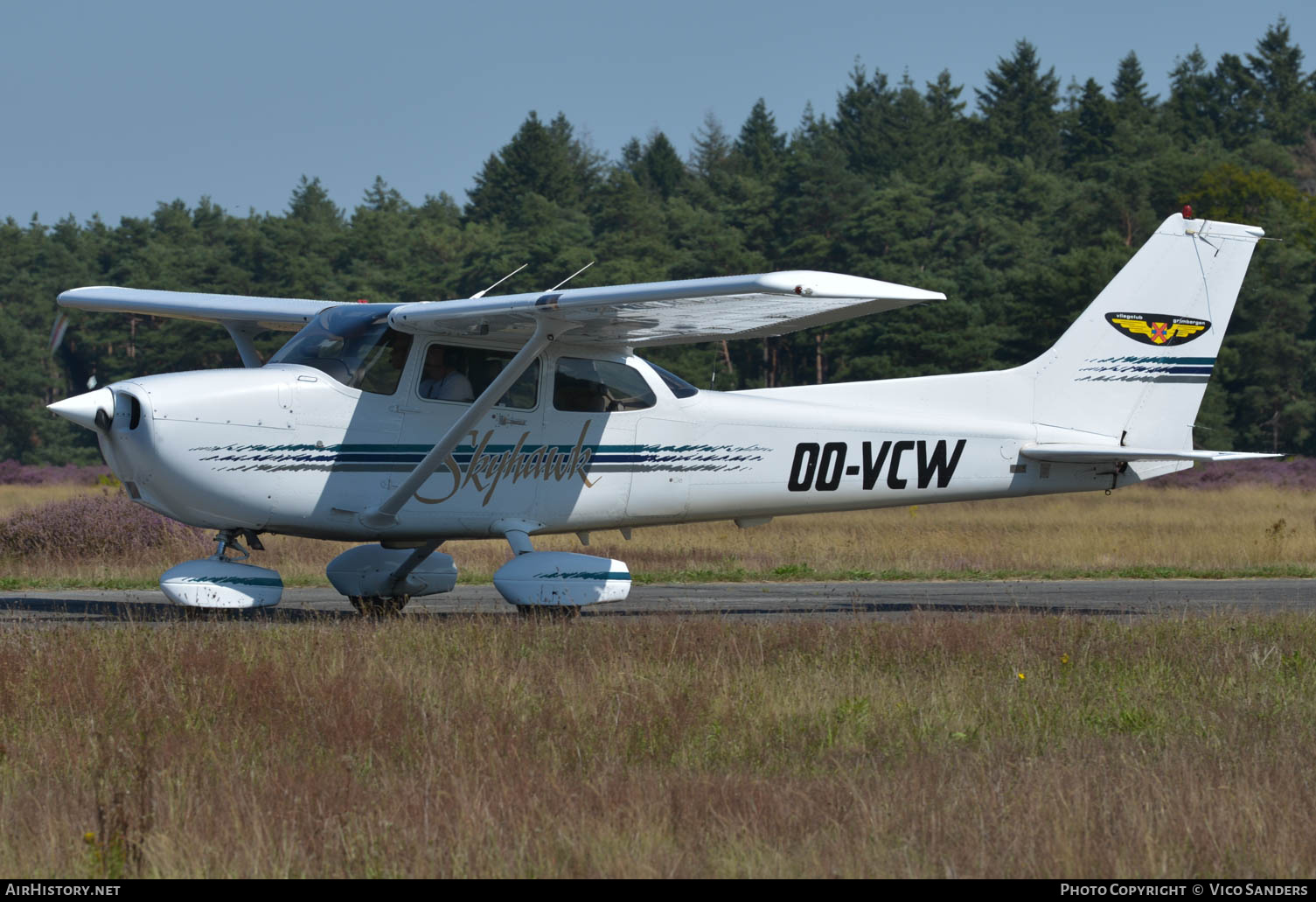 Aircraft Photo of OO-VCW | Cessna 172R Skyhawk | Vliegclub Grimbergen | AirHistory.net #666403