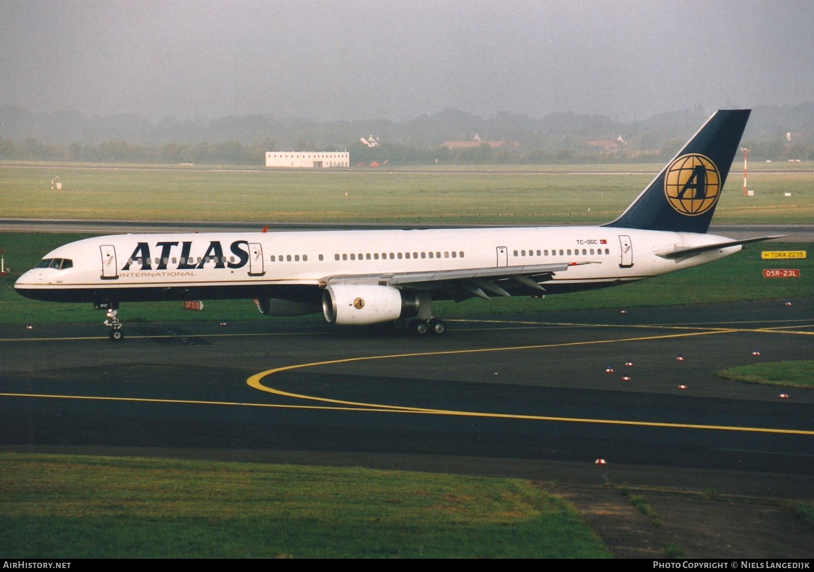 Aircraft Photo of TC-OGC | Boeing 757-2G5 | Atlas International Airways | AirHistory.net #666465