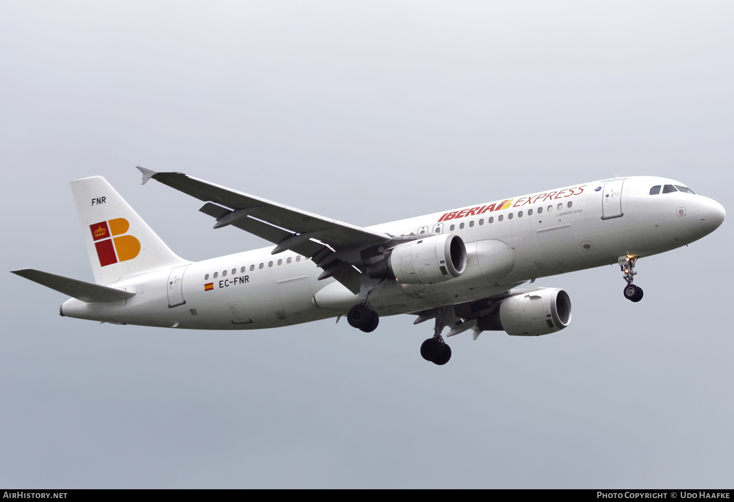 Aircraft Photo of EC-FNR | Airbus A320-211 | Iberia Express | AirHistory.net #666470