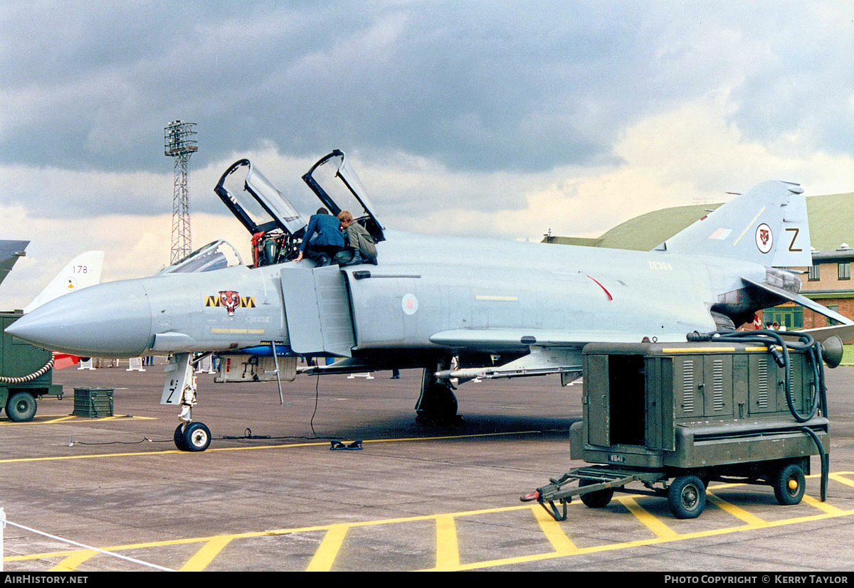 Aircraft Photo of ZE364 | McDonnell Douglas F-4J(UK) Phantom | UK - Air Force | AirHistory.net #666486