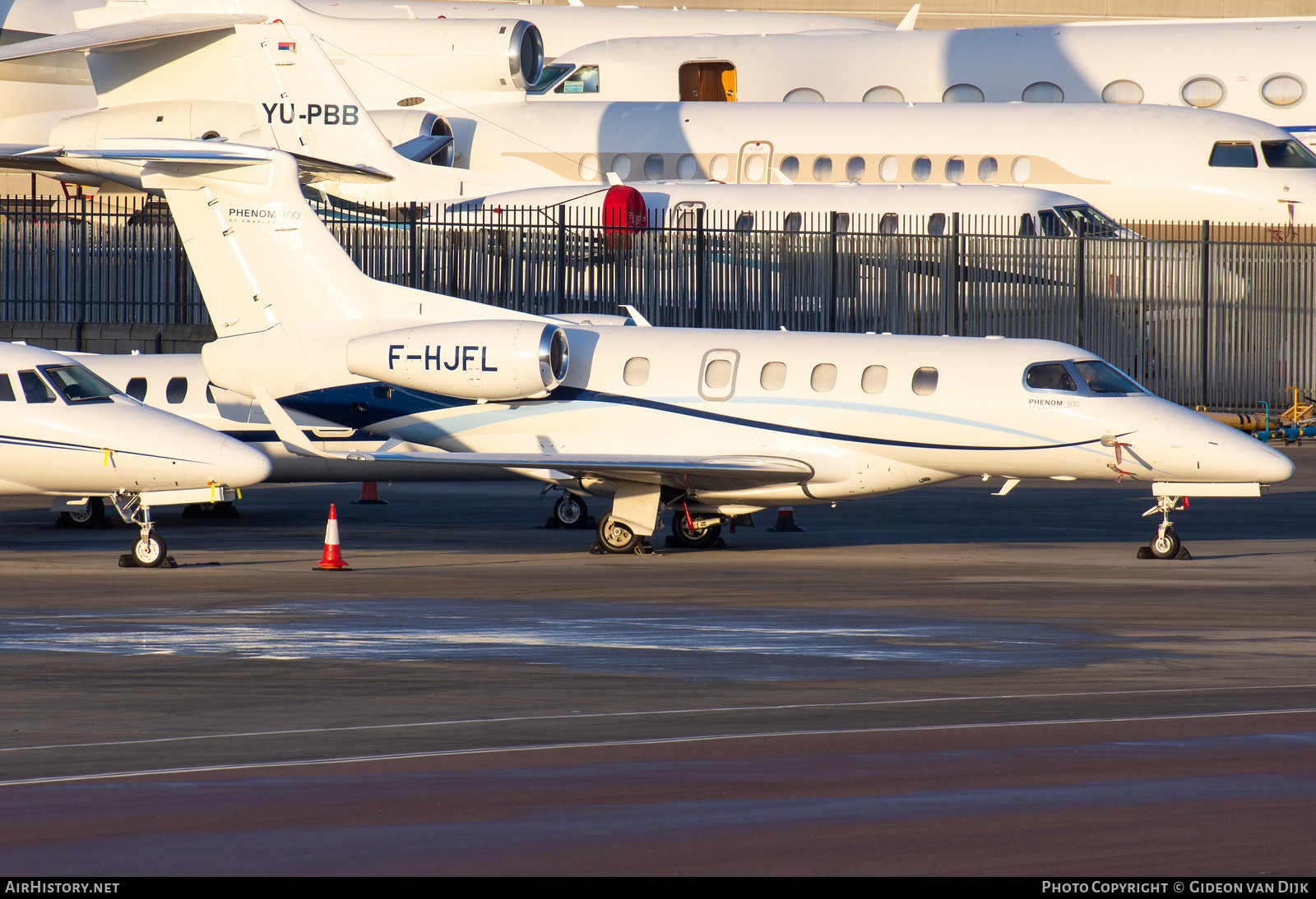 Aircraft Photo of F-HJFL | Embraer EMB-505 Phenom 300 | AirHistory.net #666611