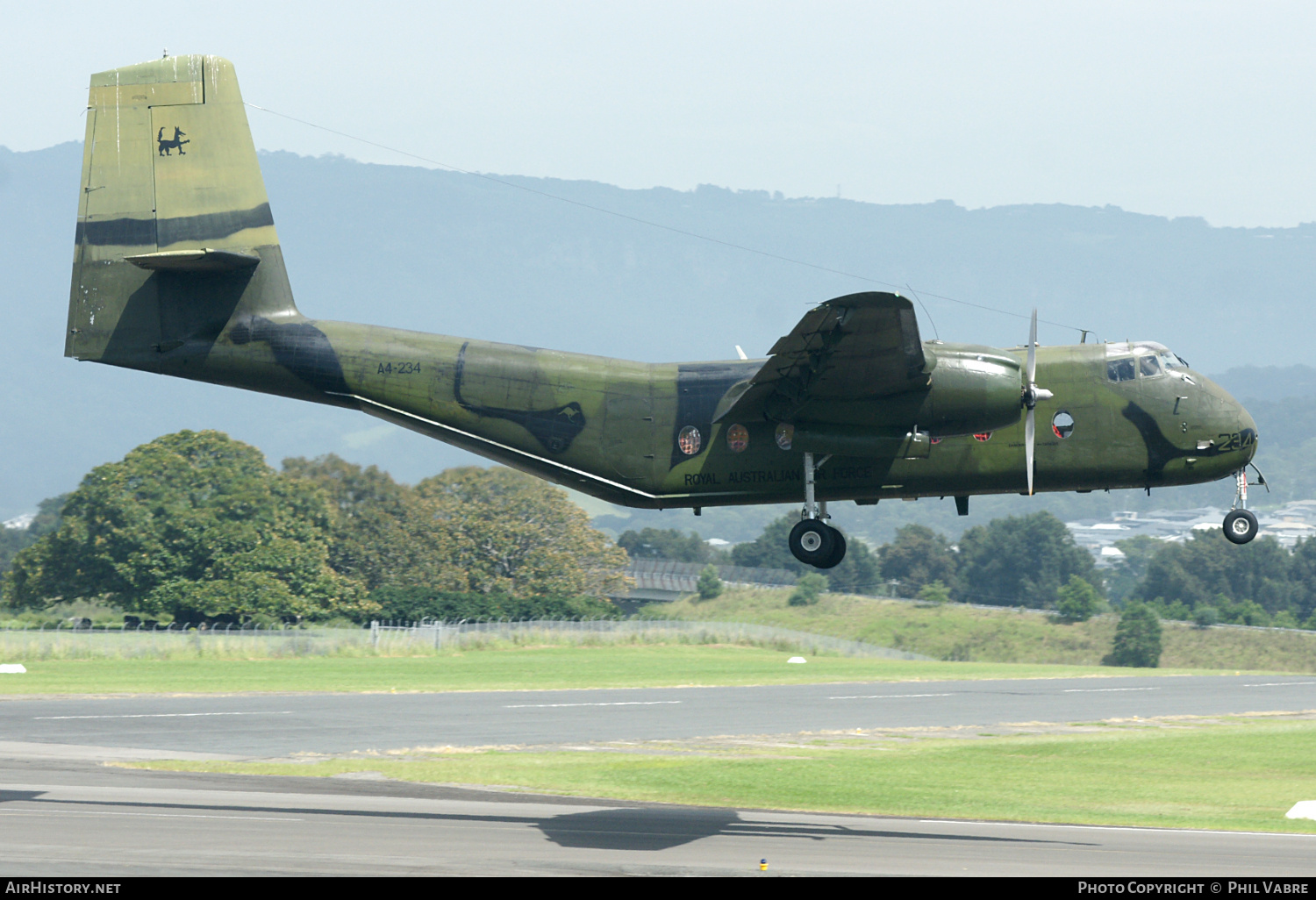 Aircraft Photo of VH-VBB / A4-234 | De Havilland Canada DHC-4A Caribou | Australia - Air Force | AirHistory.net #666705