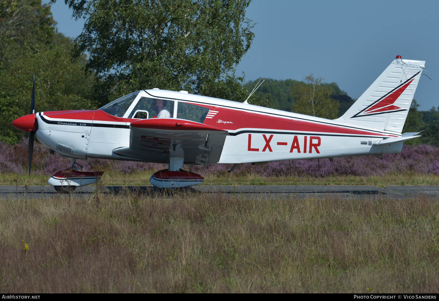 Aircraft Photo of LX-AIR | Piper PA-28-235 Cherokee | AirHistory.net #666722