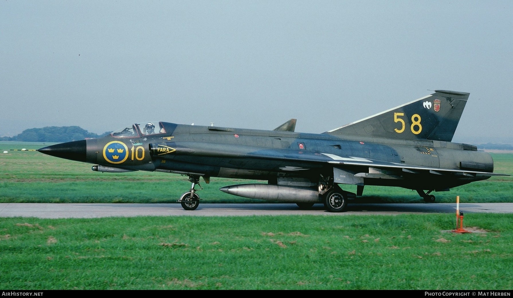 Aircraft Photo of 35536 | Saab J35F-1 Draken | Sweden - Air Force | AirHistory.net #666886
