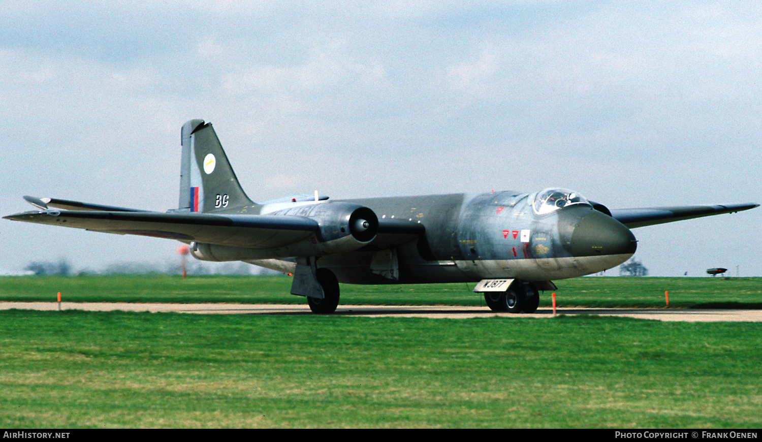 Aircraft Photo of WJ877 | English Electric Canberra T4 | UK - Air Force | AirHistory.net #666909