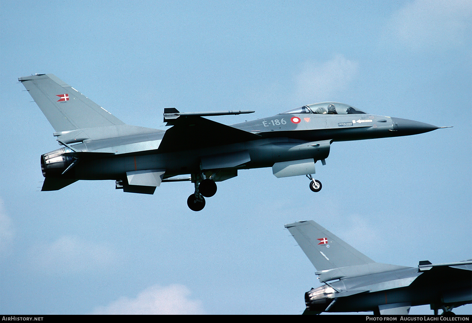 Aircraft Photo of E-186 | General Dynamics F-16A Fighting Falcon | Denmark - Air Force | AirHistory.net #666962