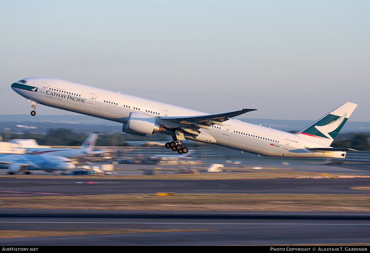 Aircraft Photo of B-KQX | Boeing 777-367/ER | Cathay Pacific Airways | AirHistory.net #667155