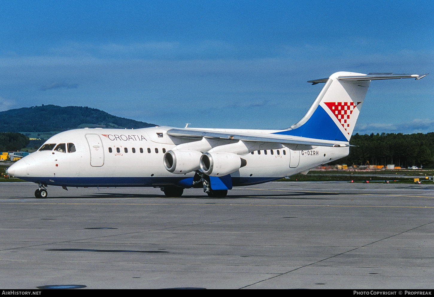 Aircraft Photo of G-OZRH | British Aerospace BAe-146-200 | Croatia Airlines | AirHistory.net #667245