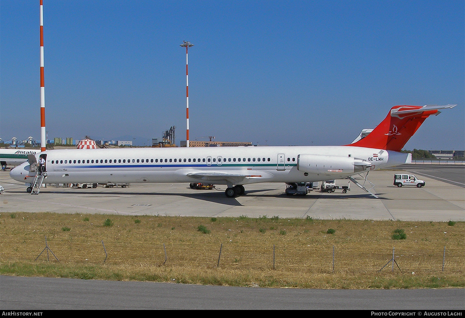 Aircraft Photo of OE-LMH | McDonnell Douglas MD-83 (DC-9-83) | MAP Executive Flight Service | AirHistory.net #667389