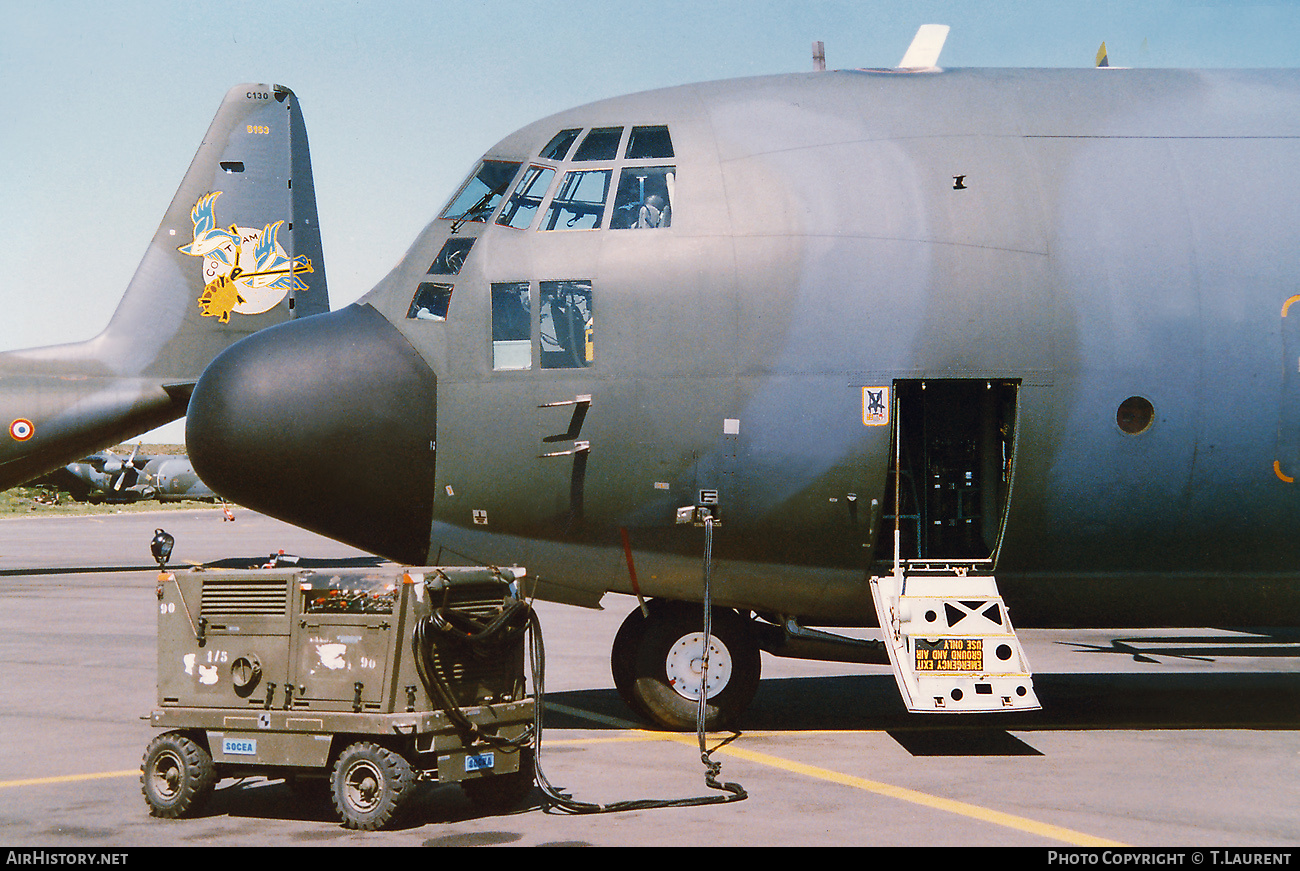 Aircraft Photo of 5226 | Lockheed C-130H-30 Hercules (L-382) | France - Air Force | AirHistory.net #667394
