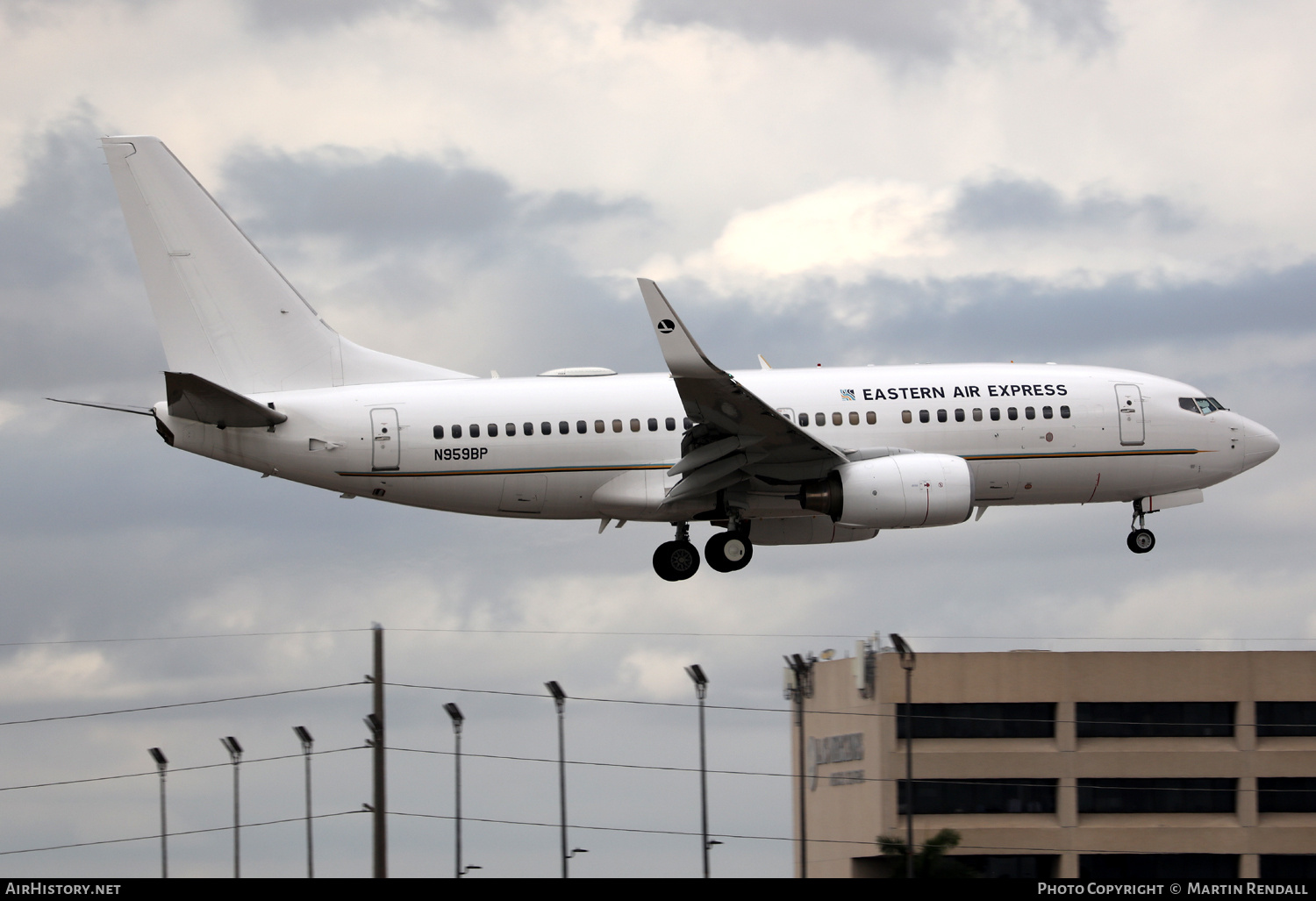 Aircraft Photo of N959BP | Boeing 737-7BD | Eastern Air Express | AirHistory.net #667430