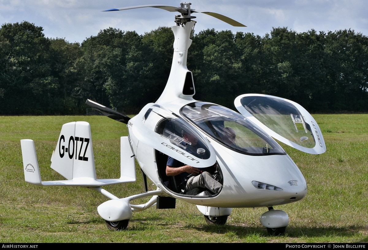 Aircraft Photo of G-OTZZ | RotorSport UK Cavalon | AirHistory.net #667453