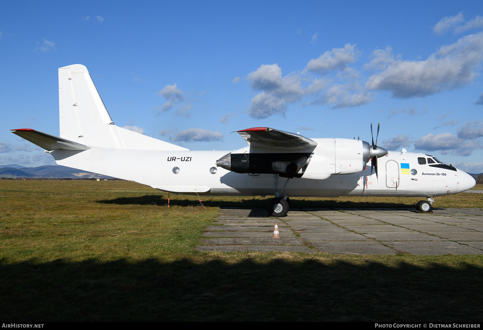 Aircraft Photo of UR-UZI | Antonov An-26-100 | AirHistory.net #667496