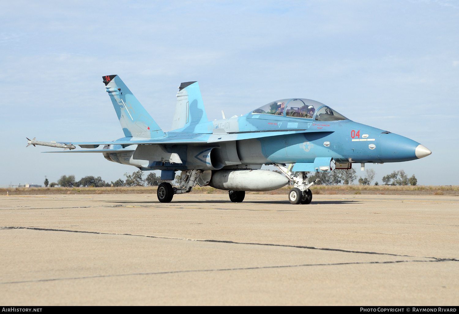 Aircraft Photo of 164051 | McDonnell Douglas F/A-18D Hornet | USA - Marines | AirHistory.net #667508