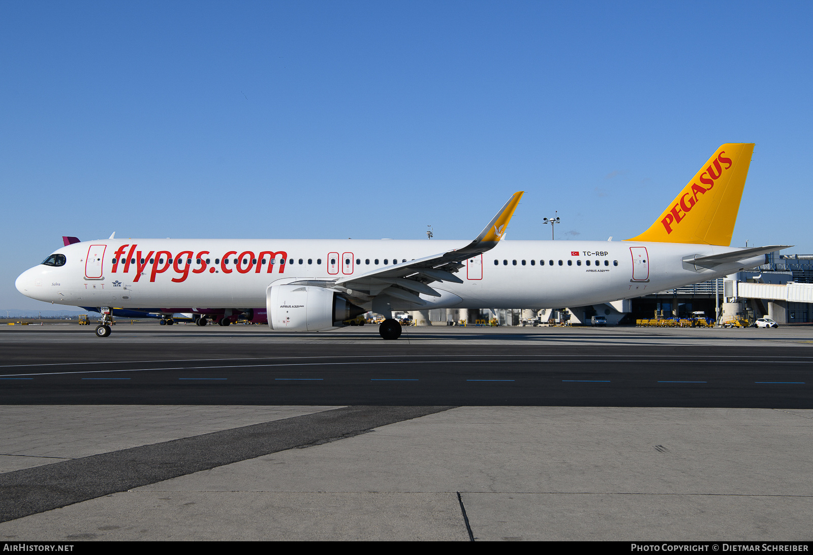 Aircraft Photo of TC-RBP | Airbus A321-251NX | Pegasus Airlines | AirHistory.net #667516