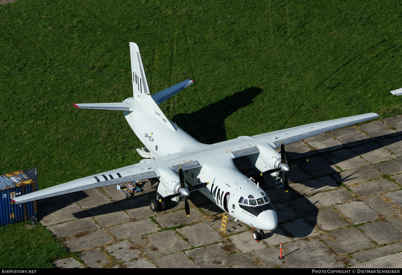 Aircraft Photo of UR-ELH / UNO-968 | Antonov An-26B-100 | AirHistory.net #667574