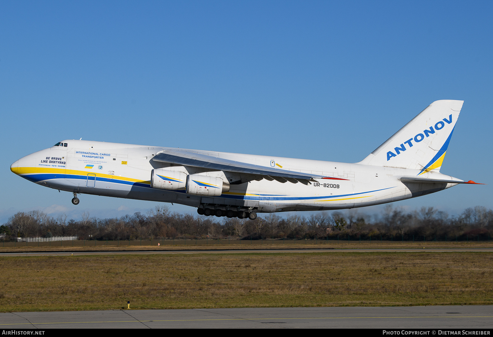 Aircraft Photo of UR-82008 | Antonov An-124-100 Ruslan | Antonov Airlines | AirHistory.net #667592