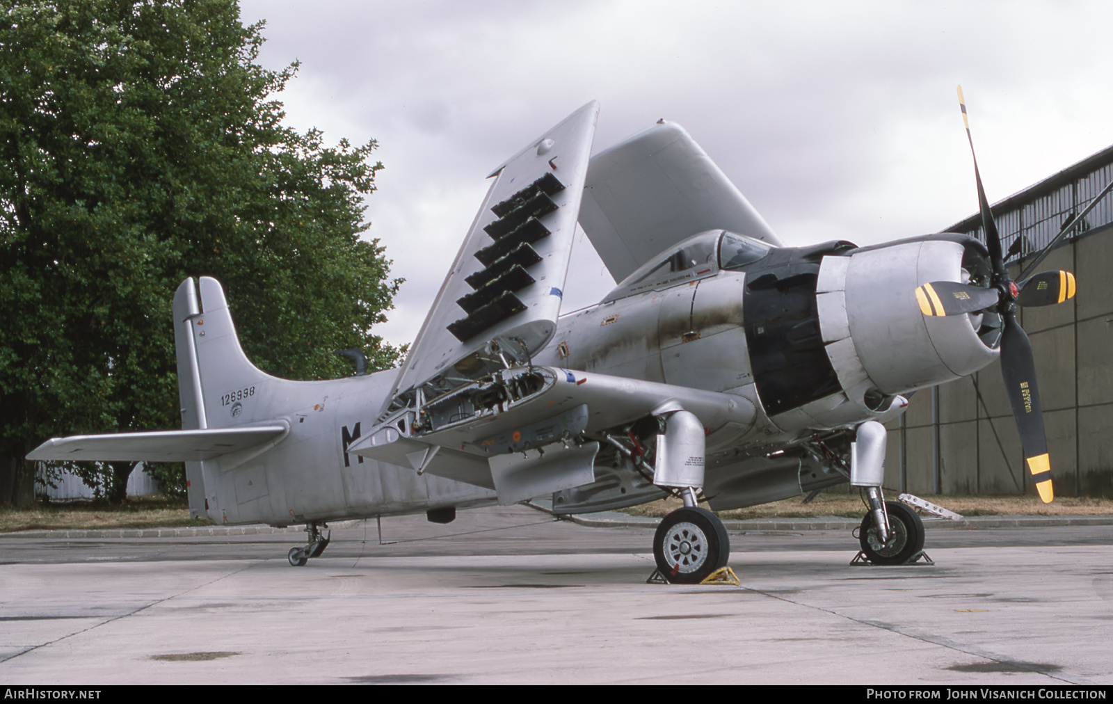 Aircraft Photo of 126998 | Douglas AD-4N Skyraider | France - Air Force | AirHistory.net #667597